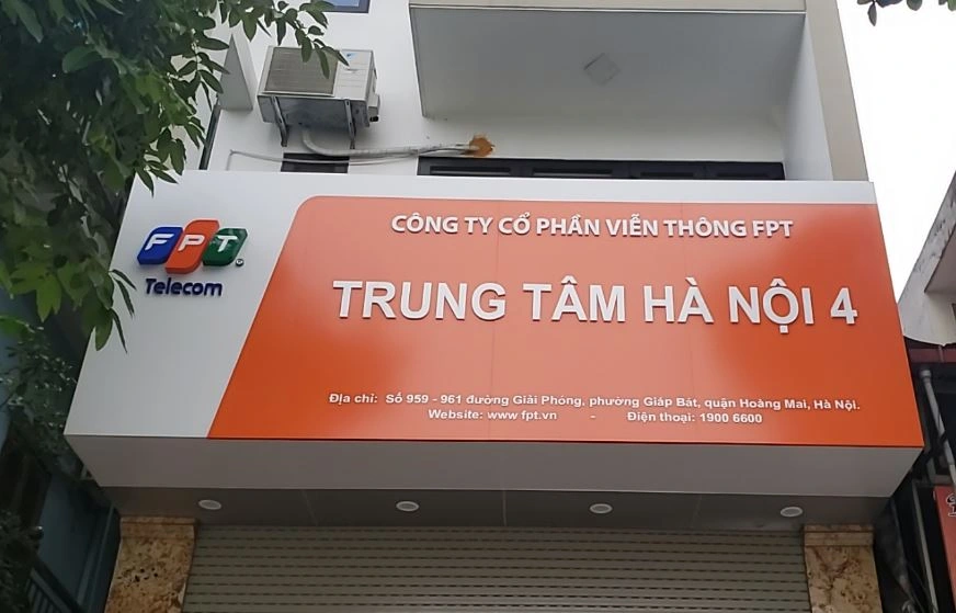 Lắp mạng FPT Hoàng Mai Hà Nội giá chỉ từ 235.000đ/tháng, miễn phí modem WiFi 6, hỗ trợ lắp đặt nhanh.
